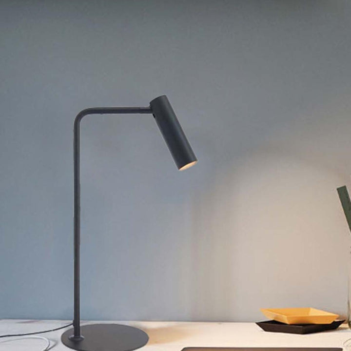 Slim bordlampe-Bordlamper-Luminor-Svart-5714198600731-Lightup.no