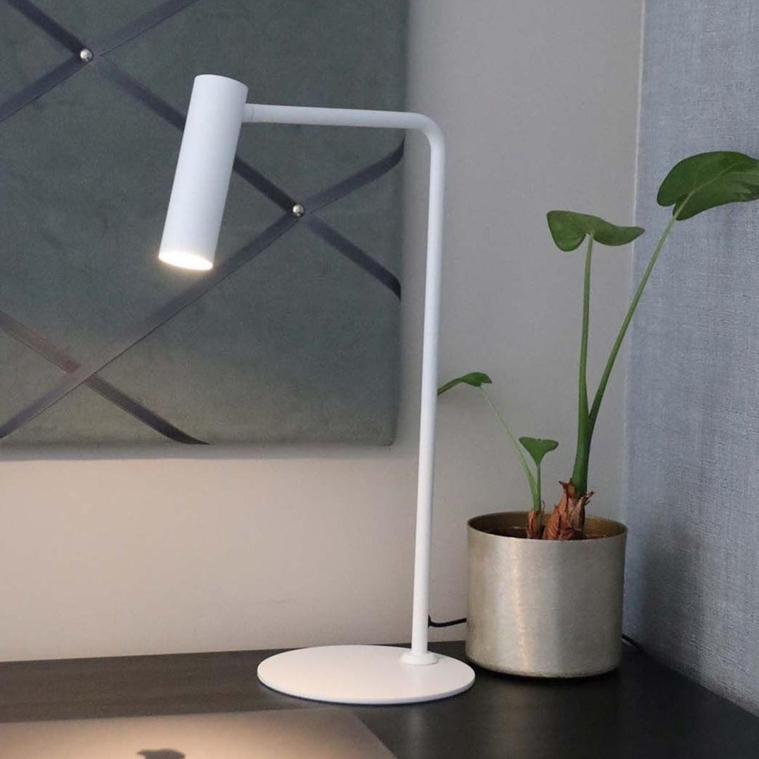 Slim bordlampe-Bordlamper-Luminor-Svart-5714198600731-Lightup.no