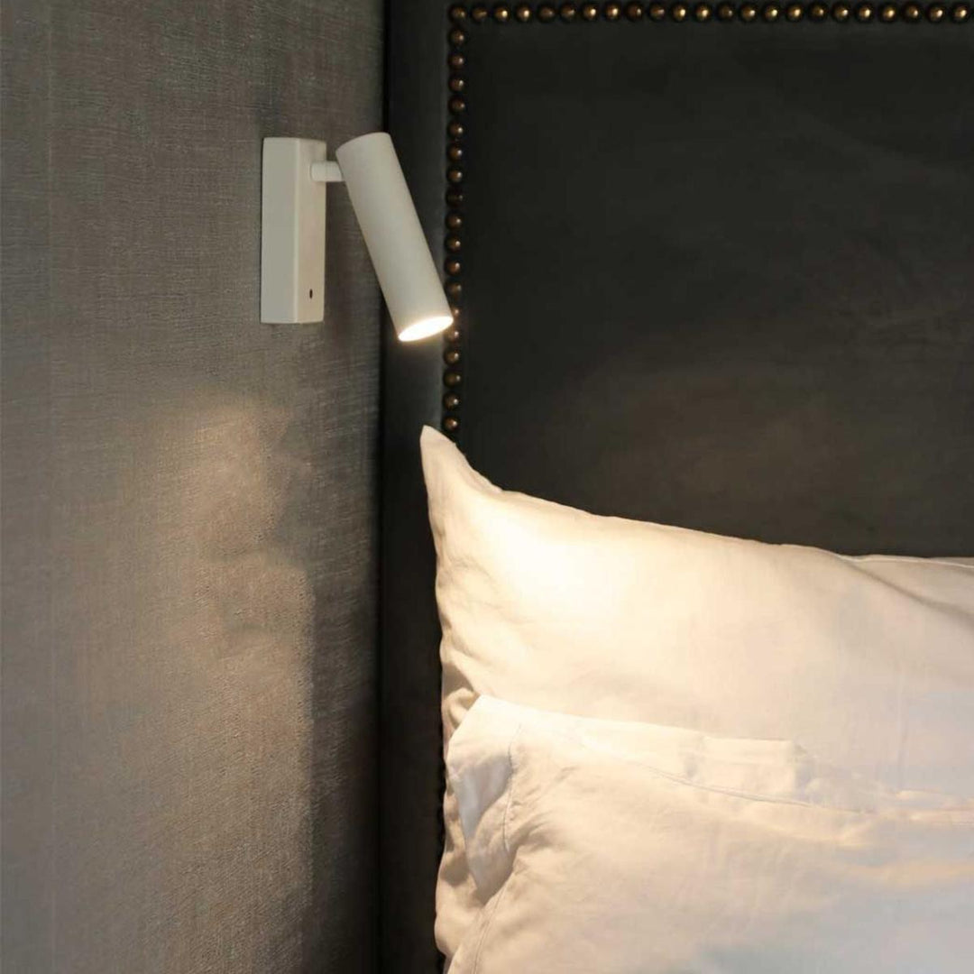 Slim vegglampe-Vegglamper-Luminor-Svart-5714198600755-Lightup.no