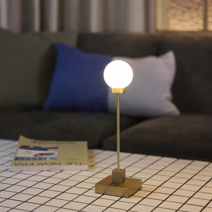 Snowball portable bordlampe-Bordlamper-Northern-Grå/Beige-Non__750-Lightup.no