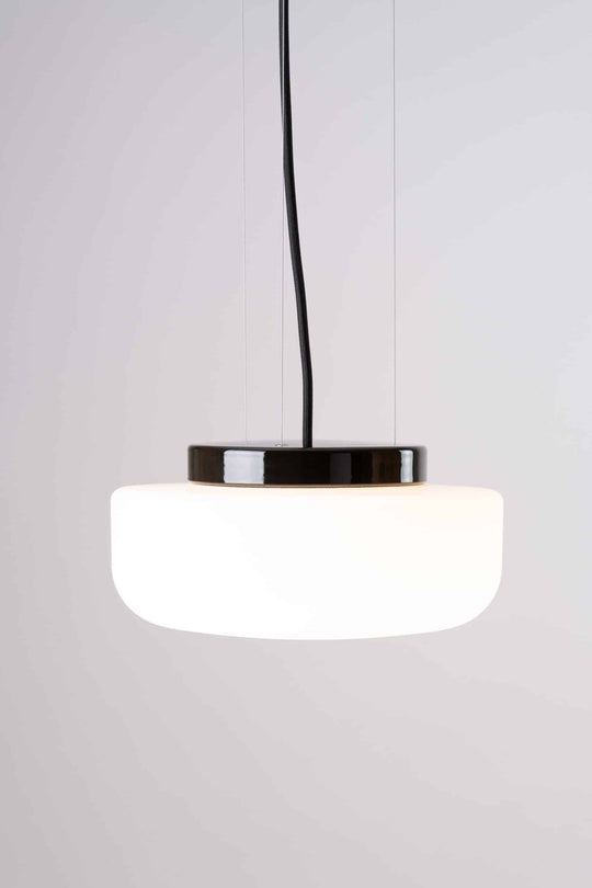 Solenne 360 takpendel 22W 3000 Kelvin-Takpendler-Ifø Electric-Svart-8423-800-16-Lightup.no
