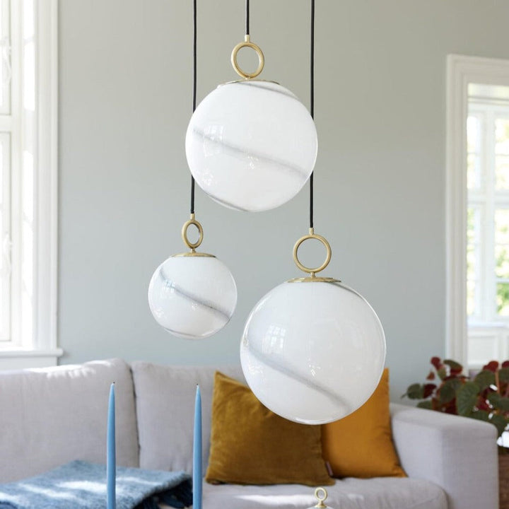 Stockholm takpendel Ø30 cm-Takpendler-Halo Designs-Opal/Marmorgrå-5705639745647-Lightup.no