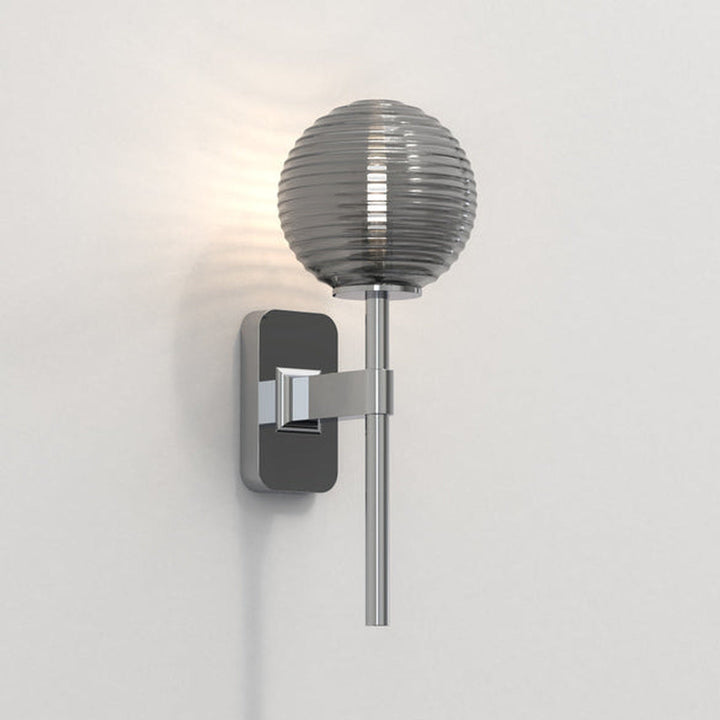 Tacoma Single vegglampe IP44-Baderomsbelysning vegglamper-Astro Lighting-Messing / Opal-Asg__1429007+5036001-Lightup.no