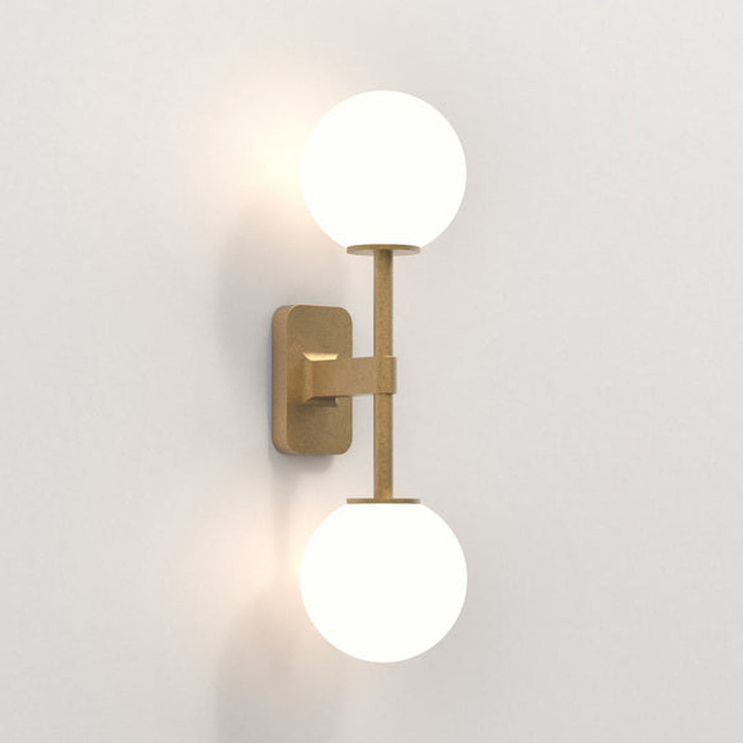 Tacoma Twin vegglampe IP44-Baderomsbelysning vegglamper-Astro Lighting-Messing / Opal-Asg__1429008+5036001-Lightup.no