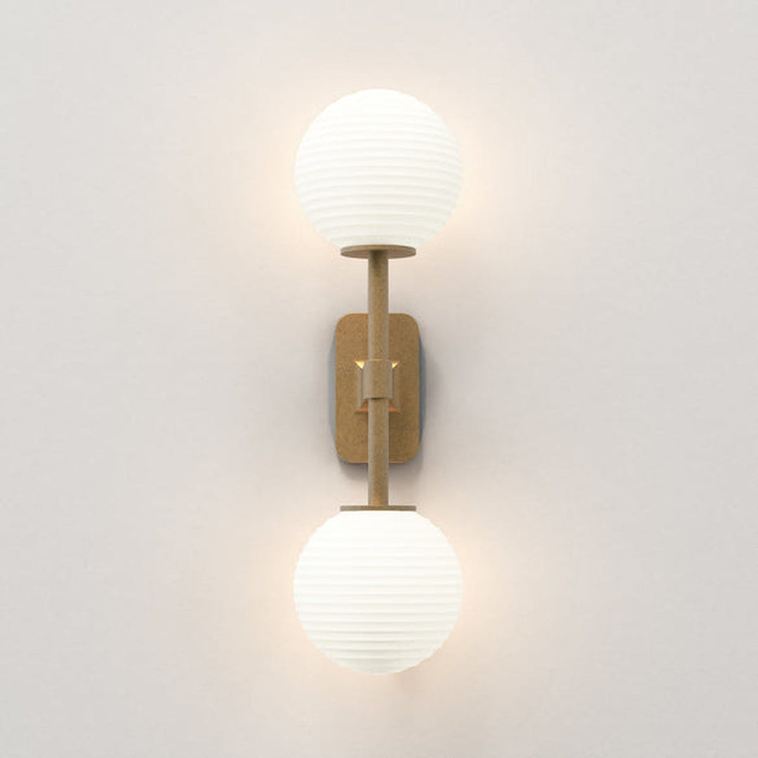 Tacoma Twin vegglampe IP44-Baderomsbelysning vegglamper-Astro Lighting-Messing / Opal-Asg__1429008+5036001-Lightup.no