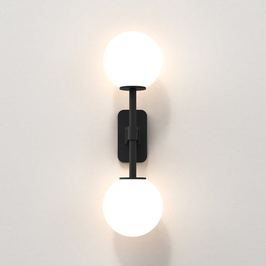Tacoma Twin vegglampe IP44-Baderomsbelysning vegglamper-Astro Lighting-Messing / Opal-Asg__1429008+5036001-Lightup.no