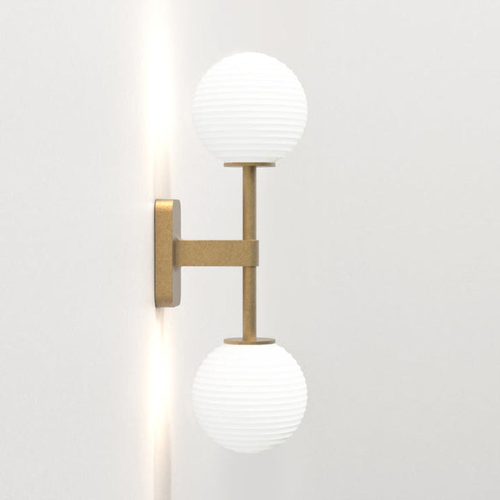 Tacoma Twin vegglampe IP44-Baderomsbelysning vegglamper-Astro Lighting-Messing / Opal-Asg__1429008+5036001-Lightup.no