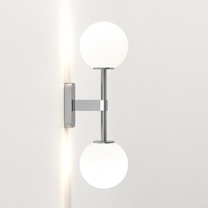 Tacoma Twin vegglampe IP44-Baderomsbelysning vegglamper-Astro Lighting-Messing / Opal-Asg__1429008+5036001-Lightup.no