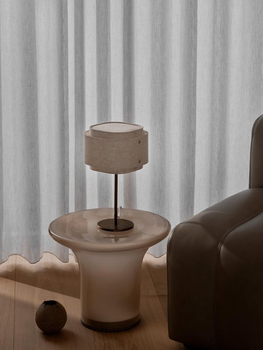 Takai bordlampe-Bordlamper-DFTP-Beige-2620015018-Lightup.no