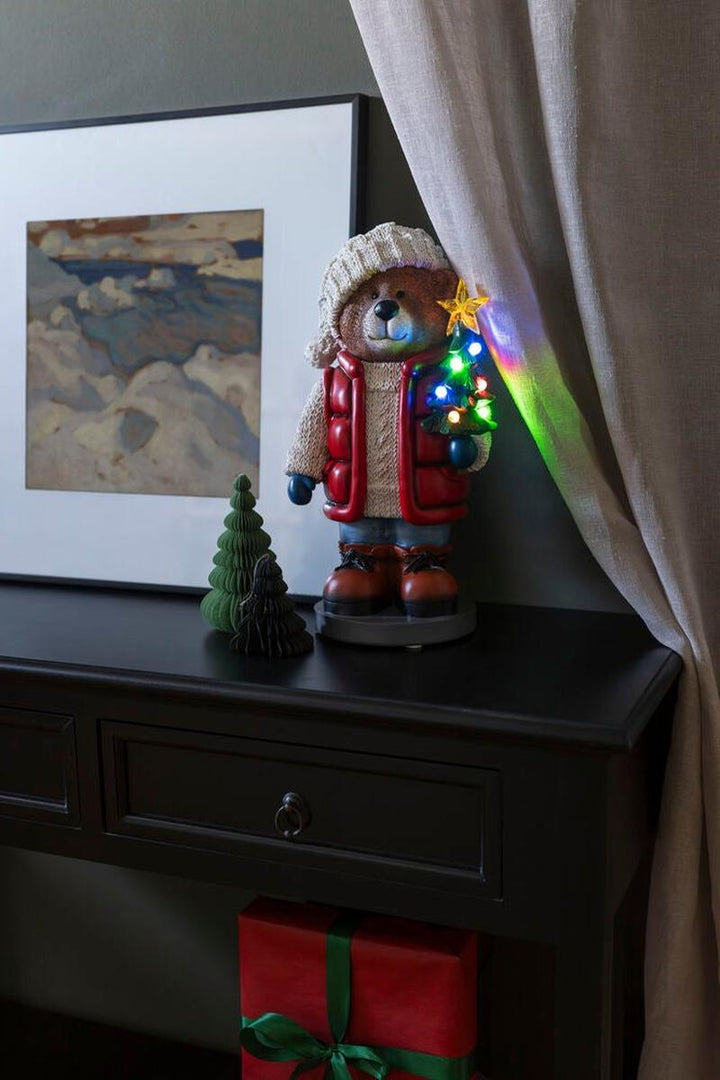 Teddybjørn med 8 LED og timer – 38,5 cm-Julebelysning dekor og pynt-Konstsmide-Flerfarget-4247-000-Lightup.no