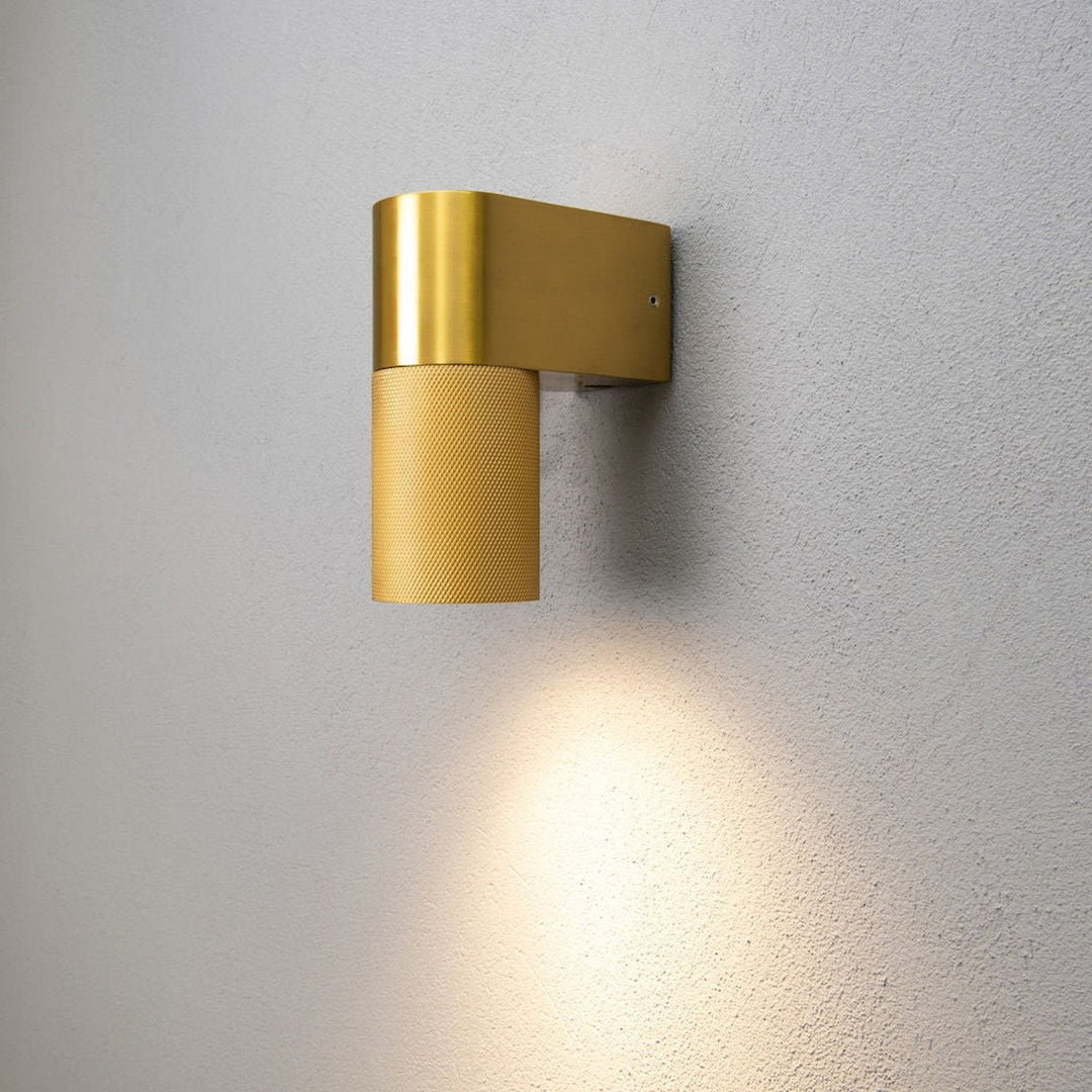 Temi vegglampe ned utendørs IP54 GU10-Utebelysning vegg opp og ned-Konstsmide-Svart-7666-750-Lightup.no