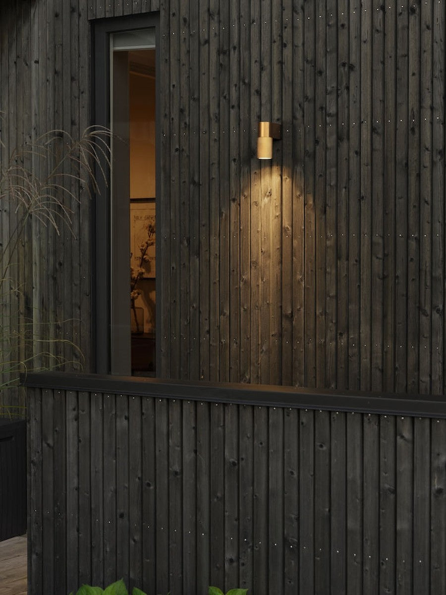 Temi vegglampe ned utendørs IP54 GU10-Utebelysning vegg opp og ned-Konstsmide-Svart-7666-750-Lightup.no
