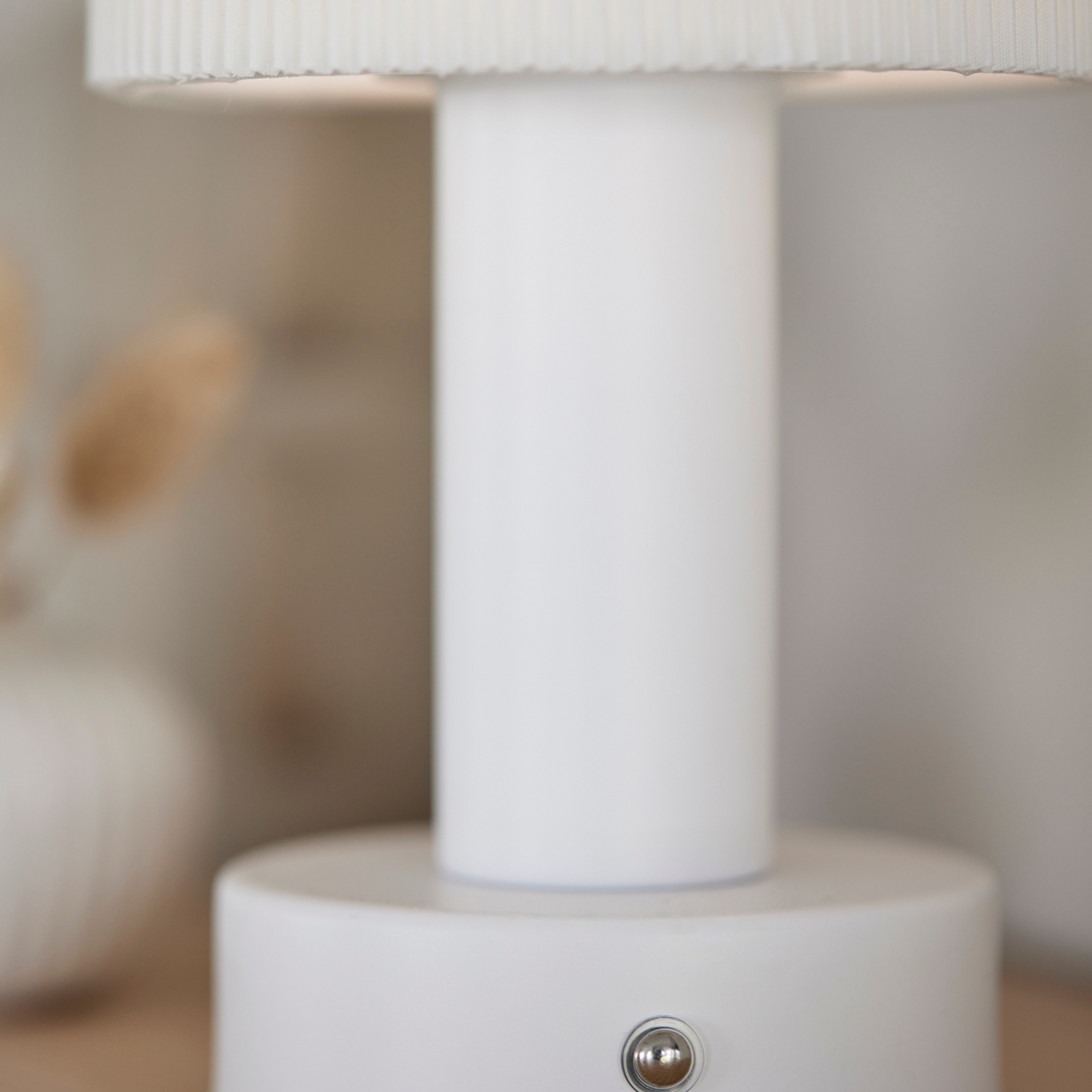 Tiara oppladbar bordlampe 24-Bordlamper-Pr home of Scandinavia Ab-Svart-Prh__110419-Lightup.no