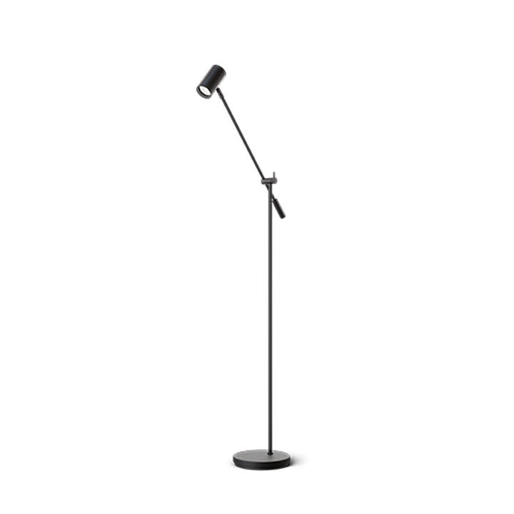 Tyson gulvlampe m/vipp-Gulvlamper-Belid-Svart-3888086-Lightup.no