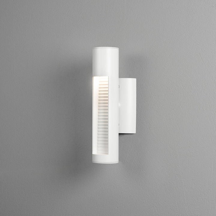 Udine vegglampe utendørs 12W 3000K IP44 - Hvit-Utebelysning vegg opp og ned-Konstsmide-Hvit-7536-250-Lightup.no