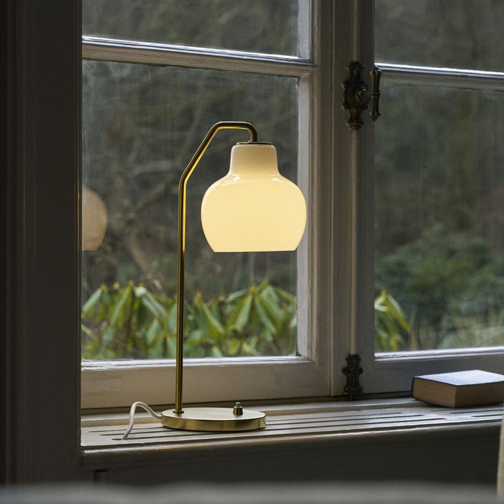 VL Ring Crown bordlampe-Bordlamper-Louis Poulsen-Messing/opal-LP__5744613334-Lightup.no