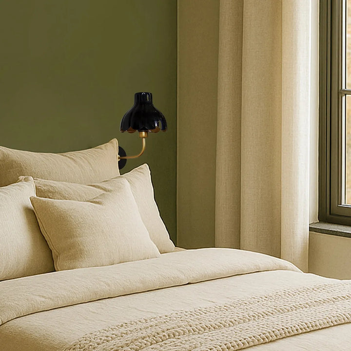 Wells vegglampe-Vegglamper-Pr home of Scandinavia Ab-Beige / Gullfarget-prh-2832108-Lightup.no