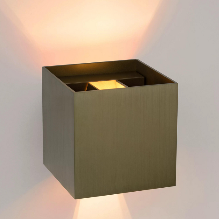 Xio square vegglampe opp/ned-Vegglamper-Lucide-Svart-LC09217/04/30-Lightup.no