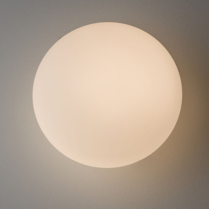 Zeppo vegglampe-Vegglamper-Astro Lighting-Krom / Opal-Asg__1176004-Lightup.no