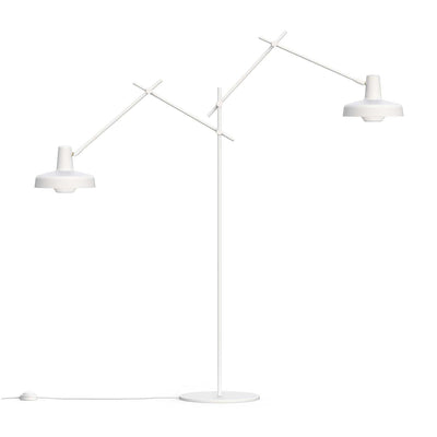 Arigato gulvlampe dobbel - Hvit-Gulvlamper-Grupa-LF-AR-F2W-Lightup.no