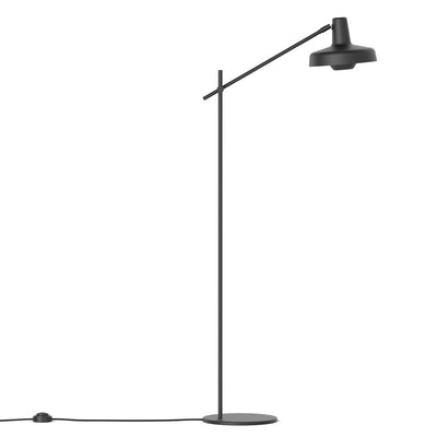 Arigato gulvlampe enkel - Svart-Gulvlamper-Grupa-LF-AR-FP-Lightup.no