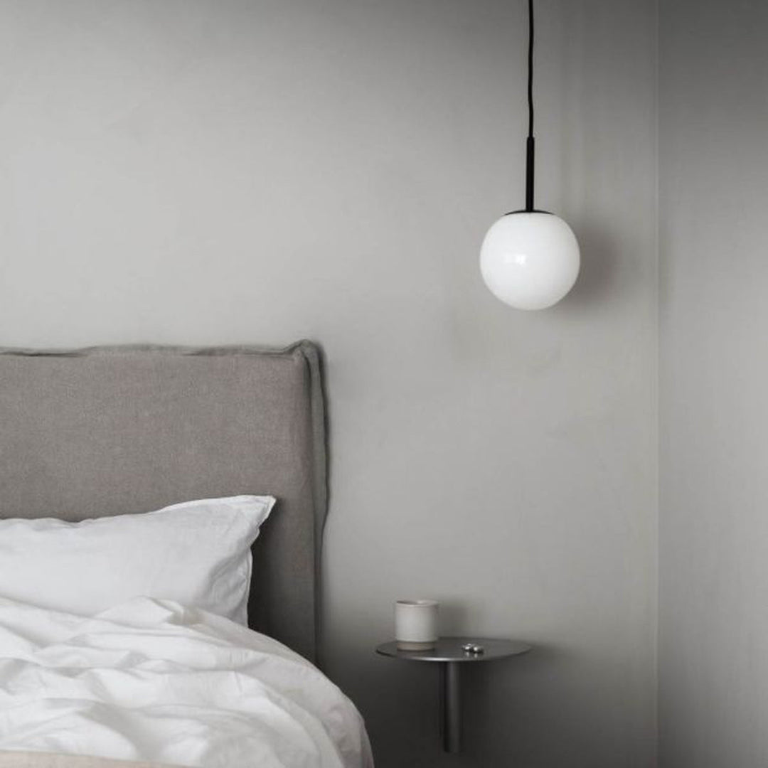 Arkivlampe 4014 25 cm - Hvit - Sort-Takpendler-Hadeland Glassverk-Hvit-Hak__HG250-4014-1010-Sort-Lightup.no