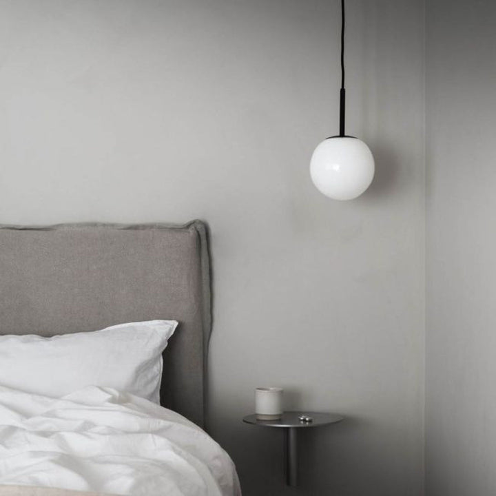Arkivlampe 4014 25 cm - Hvit - Sort-Takpendler-Hadeland Glassverk-Hvit-Hak__HG250-4014-1010-Sort-Lightup.no
