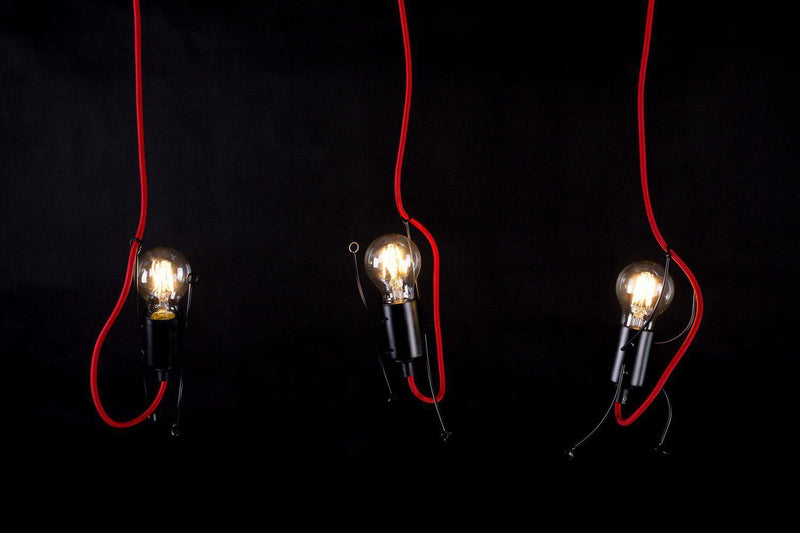 Bobi takpendel 3 lys - Svart/Rød-Takpendler-Emibig-537/3-Lightup.no