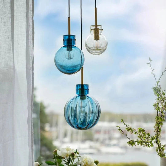 Bølge Krystallkuler 3 stk - Hvit Baldakin-Takpendler-Hadeland Glassverk-Hvit / Flerfarget-Hak__1215495-BØLGE 3STK-Hvit-Baldakin-Lightup.no