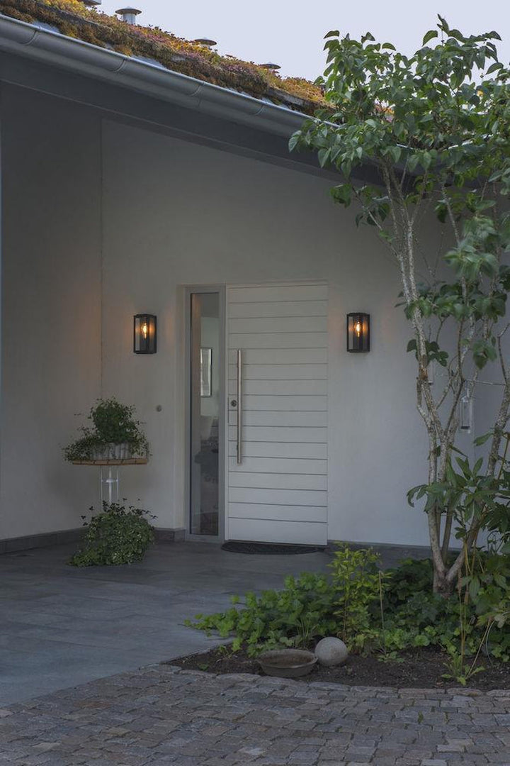 Carpi vegglampe utendørs IP44 - Svart/Klart glass-Utebelysning vegg veggskjold-Konstsmide-Svart / Klar-7348-750-Lightup.no