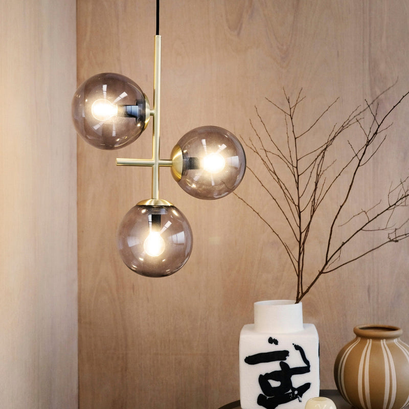 Como takpendel 3 lys - Messing/Røykfarget kuppel-Takpendler-Dyberg Larsen-DL-8142-Lightup.no