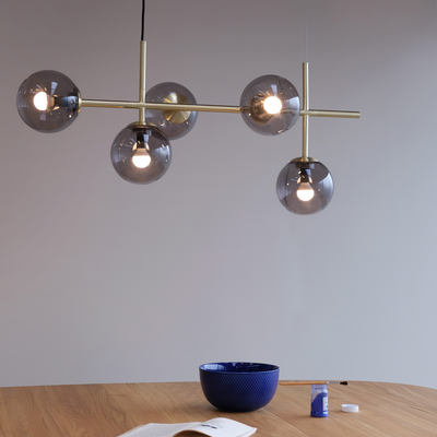 Como takpendel 5 lys - Messing/Røykfarget kuppel-Takpendler-Dyberg Larsen-DL-8140-Lightup.no