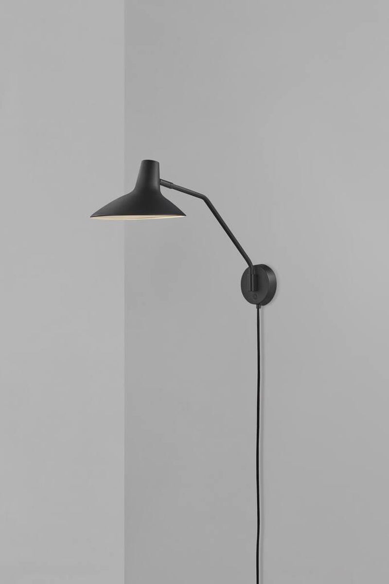 Darci vegglampe - Svart-Vegglamper-DFTP-Sand-2120551008-Lightup.no
