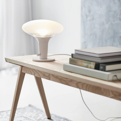 Dee 2.0 bordlampe - Hvit-Bordlamper-DFTP-84435001-Lightup.no