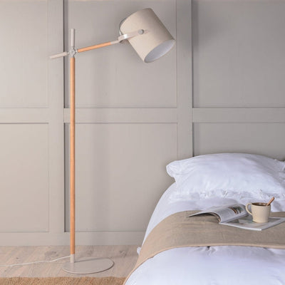 Dennis gulvlampe 156 cm - Beige/Trefarget-Gulvlamper-Venture Home-15659-440-Lightup.no