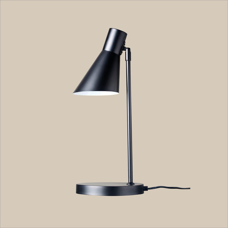 Denver bordlampe - Svart-Bordlamper-Dyberg Larsen-DL-7042-Lightup.no