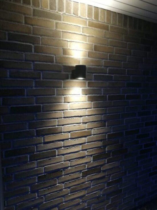 Dolio W90 vegglampe utendørs opp/ned 2x4,2W 3000K IP65 Dimbar - Svart-Utebelysning vegg opp og ned-Antidark-Svart-2-237-15-02-Lightup.no
