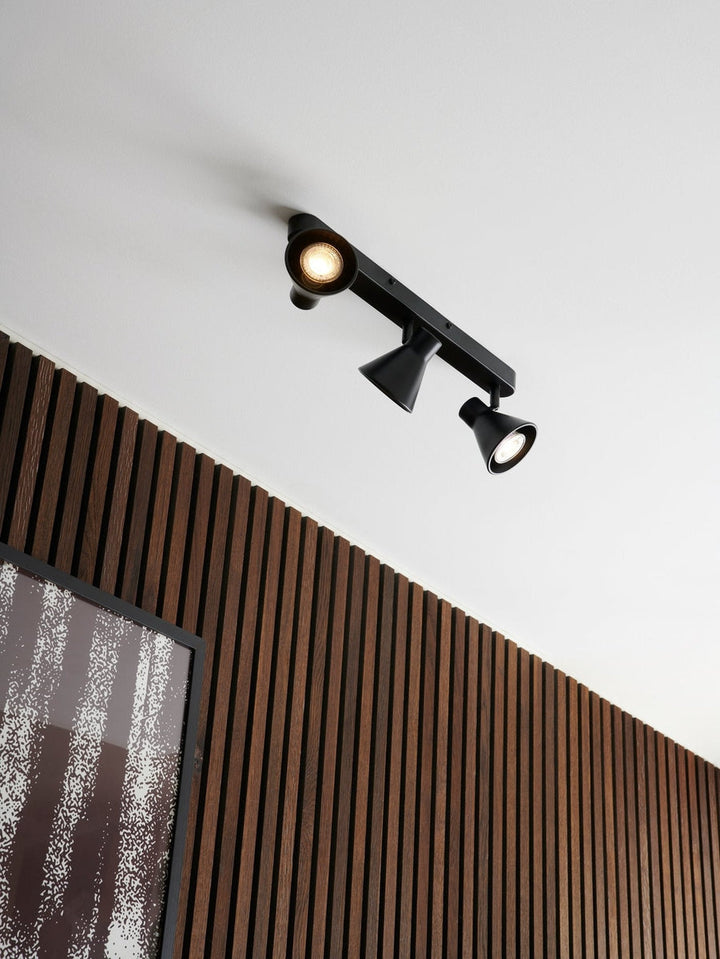 Eik 3 spotlight - Svart-Taklamper-Nordlux-Svart-45780103-Lightup.no