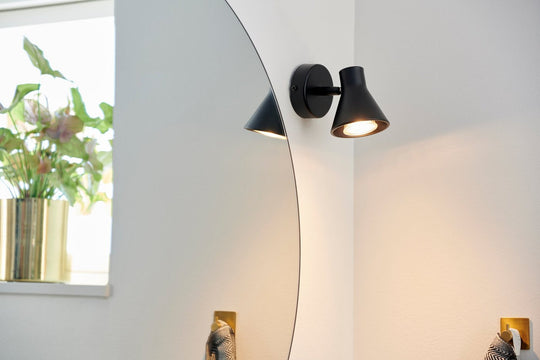 Eik vegg/tak lampe - Svart-Vegglamper-Nordlux-Svart-45761003-Lightup.no