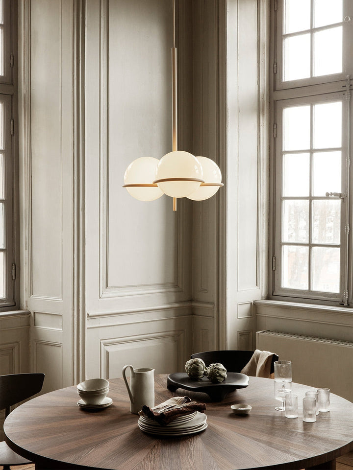 Era taklampe - cashmere-Takpendler-Ferm Living-Messing / Opal-Feg__1104265567-Lightup.no