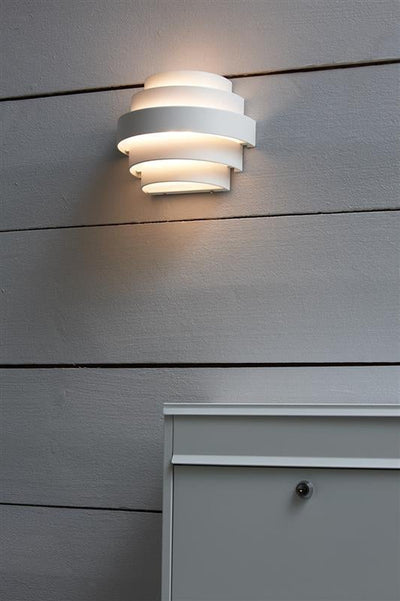 Etage utendørs vegglampe - Hvit-Utebelysning vegg veggskjold-Marksløjd-105829-Lightup.no