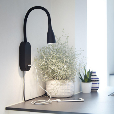 Eye vegglampe 5 watt dimbar m/ USB - Svart-Vegglamper-Nielsen Light-NL-380420-Lightup.no