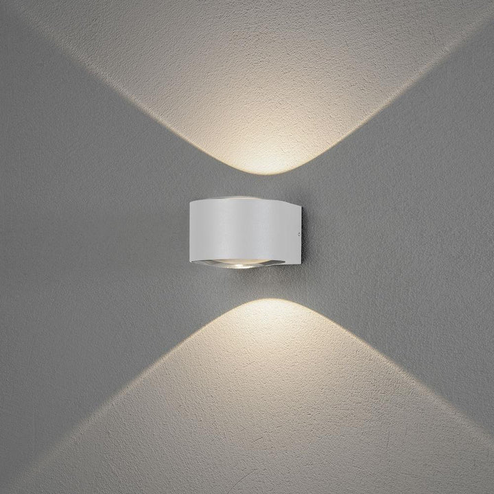 Gela vegglampe utendørs opp/ned 2x6W IP54 - Hvit-Utebelysning vegg opp og ned-Konstsmide-Hvit-7882-250-Lightup.no