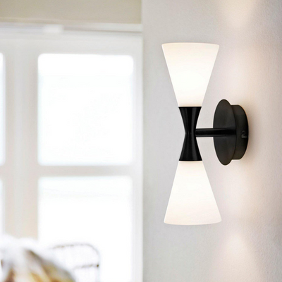 Harlekin Duo vegglampe - Matt Svart-Vegglamper-Herstal-HB03047560105-Lightup.no