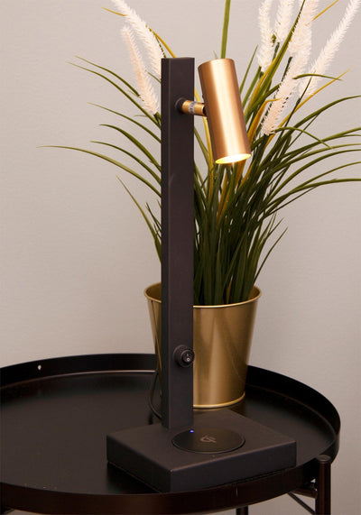 Havana bordlampe med trådløs/USB lading - Svart/Messingfarget-Bordlamper-Scanlight-169796-Lightup.no
