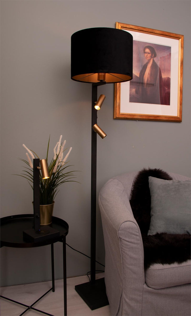 Havana gulvlampe med velour lampeskjerm og 2 leselys - Svart/Messingfarget-Gulvlamper-Scanlight-169799+169040-Lightup.no