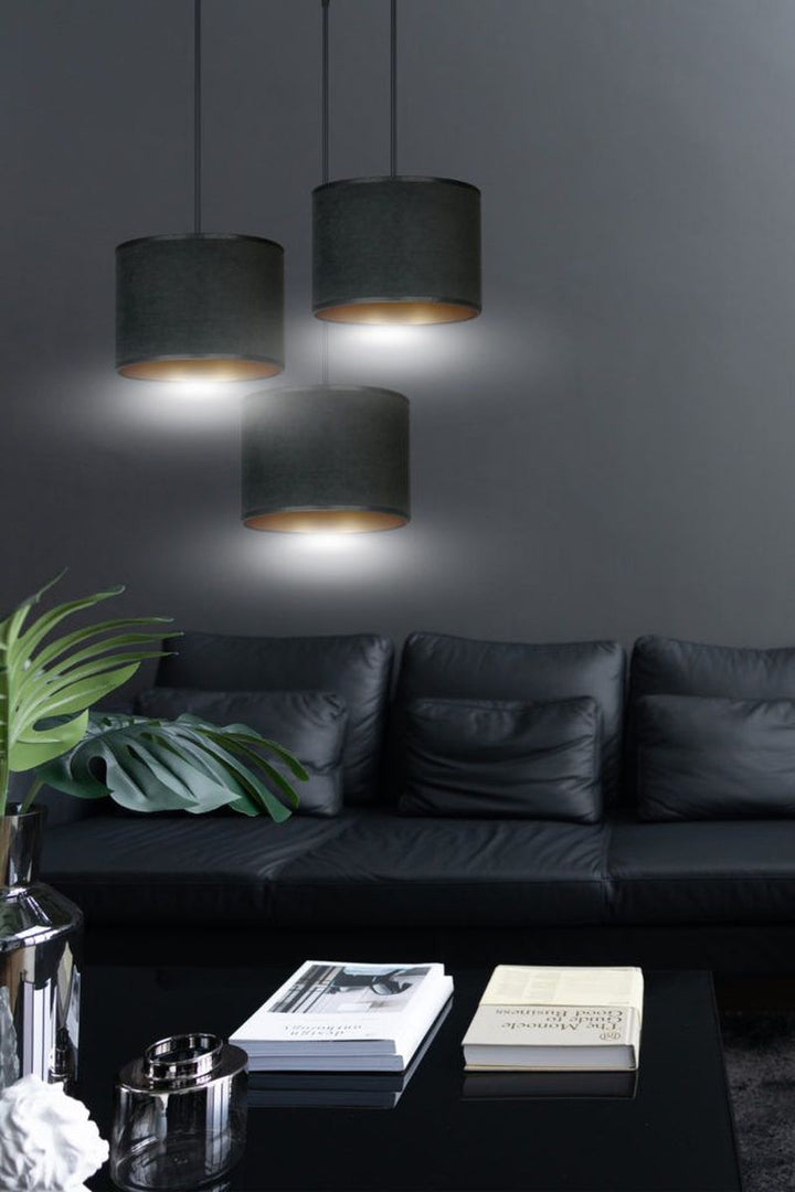 Hilde rondell takpendel 3 lys - Sort/Gullfarget-Takpendler-Emibig-Sort / Gull-1054/3PREM-Lightup.no
