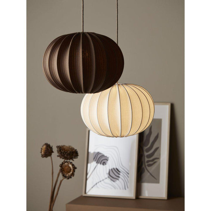 Hilma lampeskjerm 50 cm - Jersey Nougat-Takpendler-Pr home of Scandinavia Ab-Brun-Prh__HT50-1518-Lightup.no