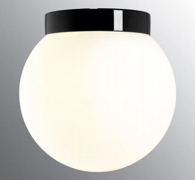 Ifø Classic Glob 30 cm taklampe IP54 - Svart/Opal glass-Taklamper-Ifø Electric-4095-500-16-Lightup.no