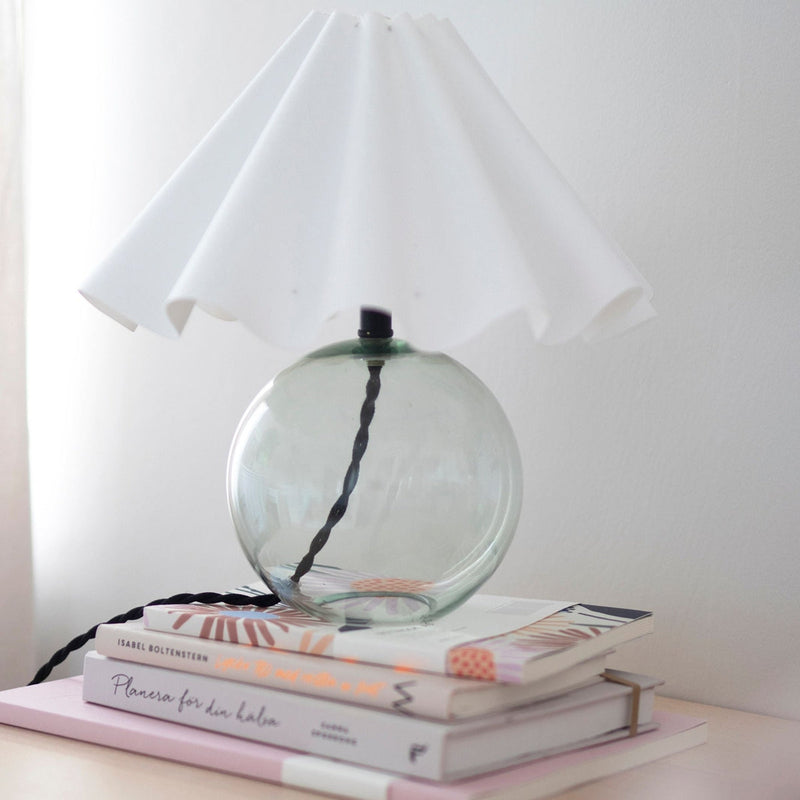 Judith bordlampe - Grønn/Hvit-Bordlamper-Globen Lighting-613203-Lightup.no